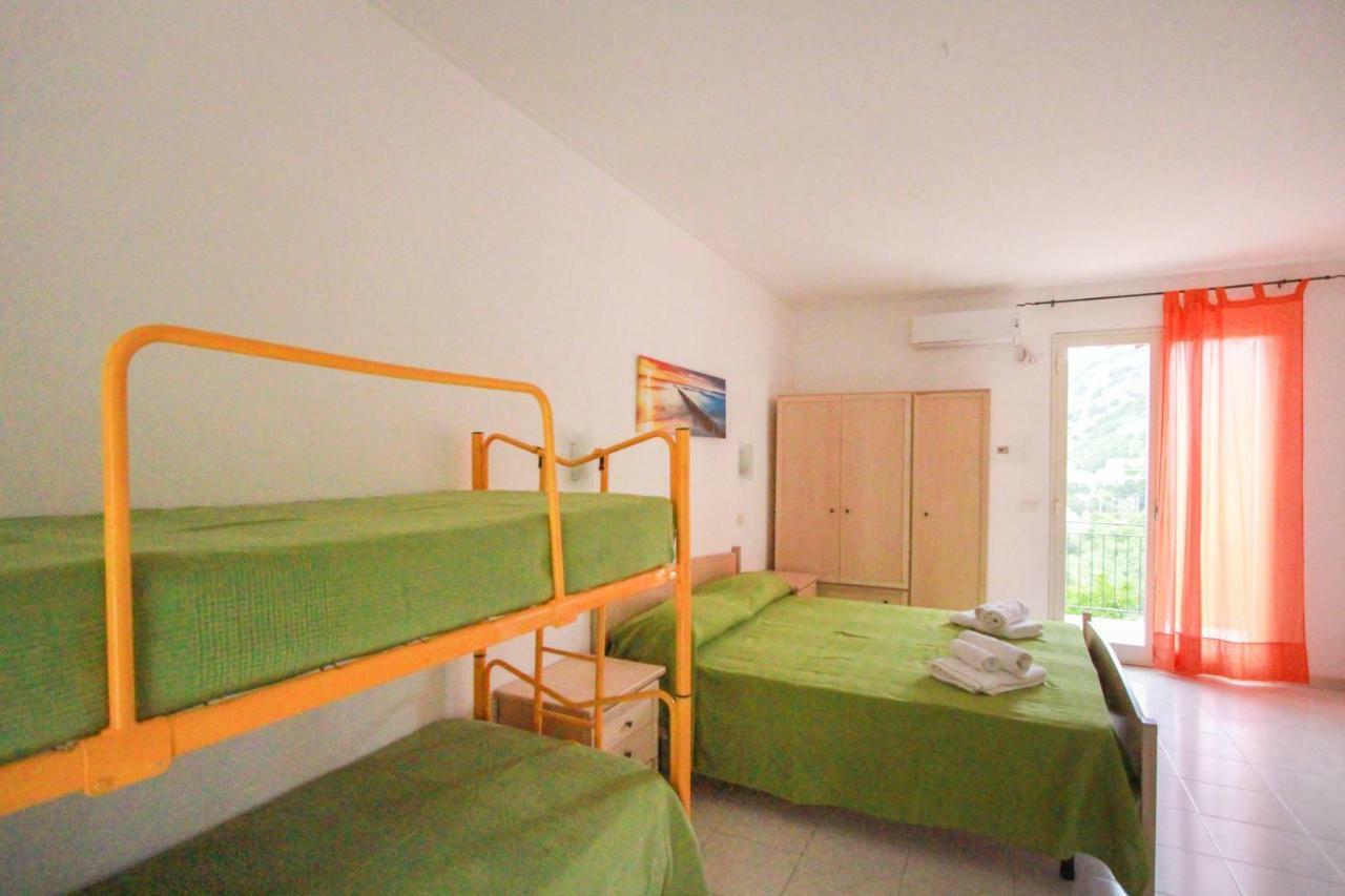 Residence Calava Gioiosa Marea Eksteriør billede