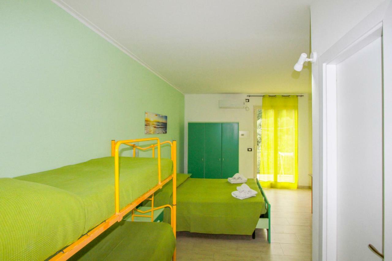 Residence Calava Gioiosa Marea Eksteriør billede