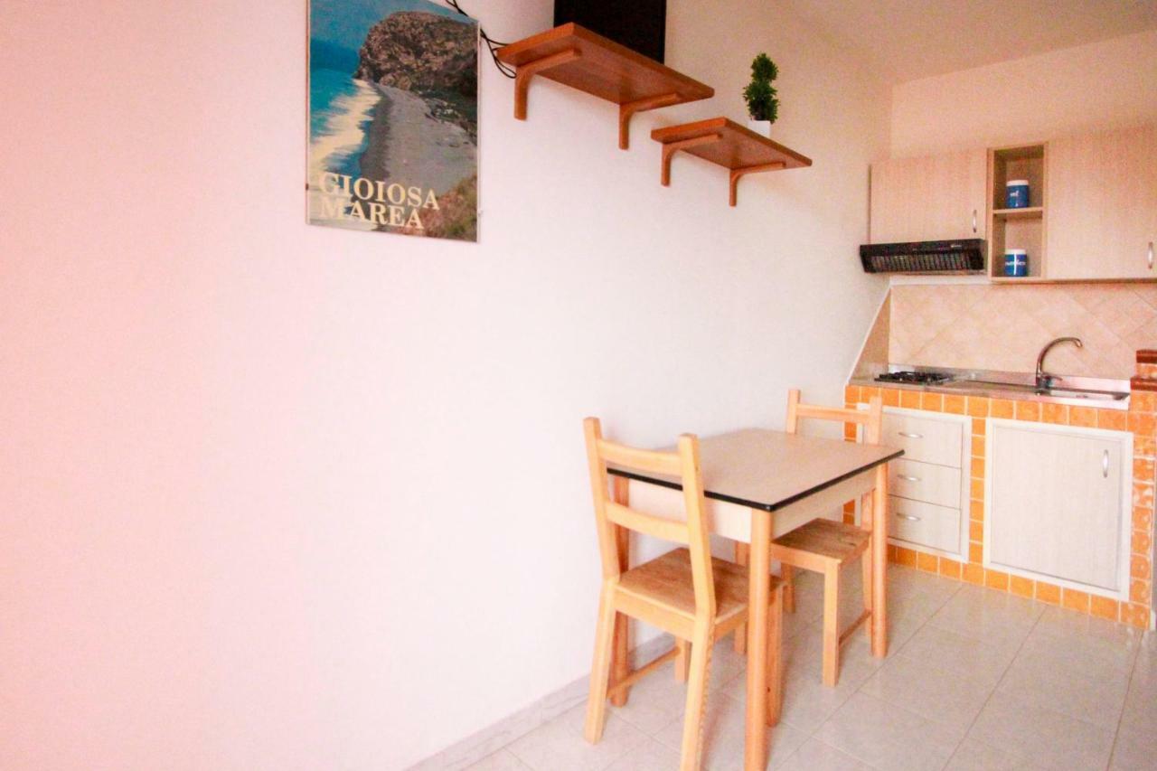 Residence Calava Gioiosa Marea Eksteriør billede